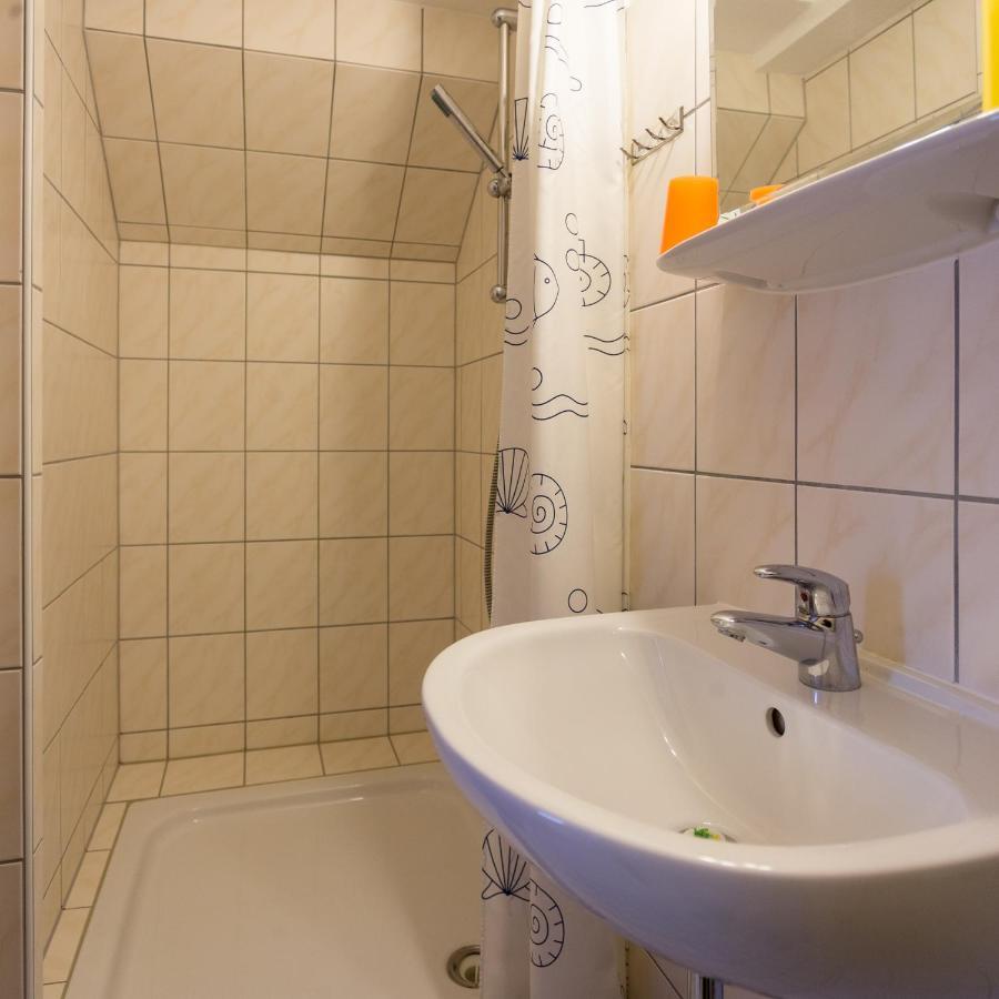Haus Silbermowe Apartamento Middelhagen Exterior foto